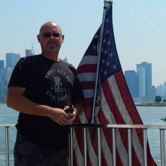 Meet your Posher, Beth - Picture 1 of 1